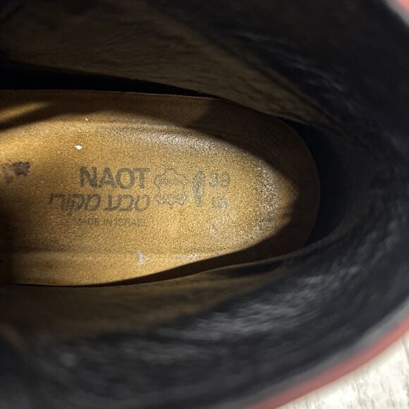 Women’s Size 8 Naot Burgundy Leather Booties EUC - Picture 6 of 8